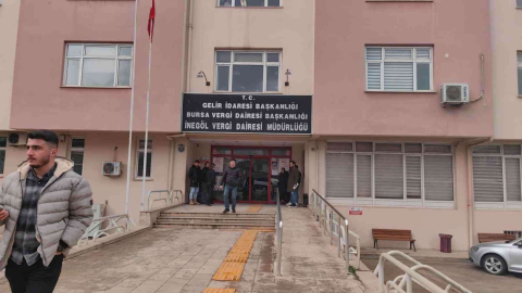 Boşanma Aşamasındaki Öfkeli Koca Avukat Çifte Kurşun Yağdırdı
