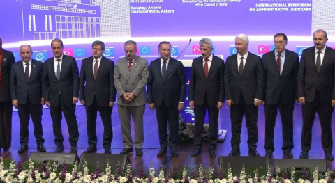 Bakan Bozdağ: “Bizim amacımız nerede iyi varsa o iyiyi bulmak, en iyi uygulama örnekleri ile Türk yargısını oluşturmaktır“