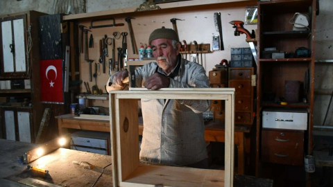 İznikte Yarım Asırdır Ahşaba Şekil Veriyor