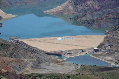 Siirtte üretilen elektrikle ülke ekonomisine 800 milyon dolar katkı