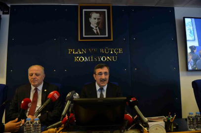 2.2 milyon vatandaşı ilgilendiren EYT teklifi görüşmeleri Plan ve Bütçe Komisyonunda başladı