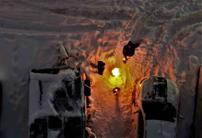 Uludağda Gündüz Kayak Gece Ateş Başında Sohbet Keyfi
