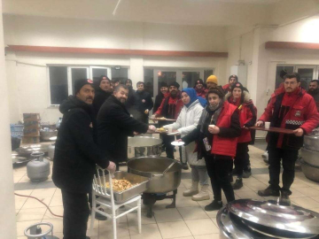 Gürsu Belediyesinden Afet Bölgesine Sahra Aş Evi