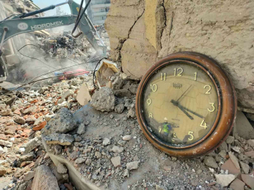 Deprem Bölgesinden Bursaya Dönen Ekipten Çarpıcı Fotoğraflar