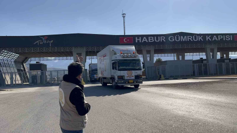 Irak Kürdistan Bölgesel Yönetiminden depremzedelere yardımlar gelmeye devam ediyor