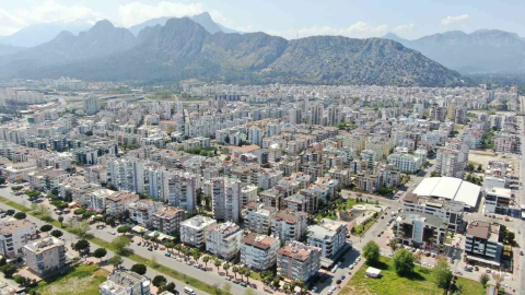 Kira fiyatları başkanı isyan ettirdi, üyelerine ‘ev sahiplerine aracılık yapmayın uyarısı