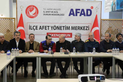 Bakan Soyludan enkaz kaldırma çalışmalarının hızlandırılması talimatı