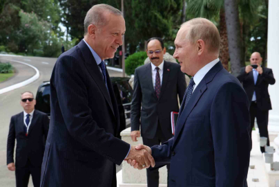 Rusya Devlet Başkanı Putin, Cumhurbaşkanı Erdoğanın doğum gününü kutladı