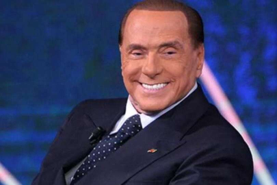 Eski İtalya Başbakanı Berlusconi yoğun bakımda