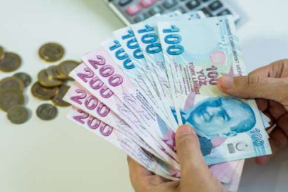 EYT'lilerin ilk maaşları ödeniyor
