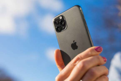 iPhone satışları  51,3 milyar dolar oldu