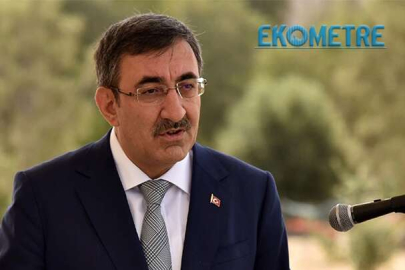 Makro hedef orta vadede enflasyonu tek haneye düşürmek