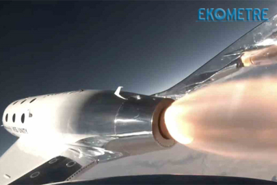 Virgin Galactic uzaya ilk kez turist taşıdı