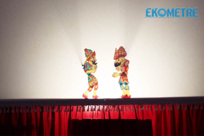 Karagöz ve Hacivat, enerji tasarrufu için çocuklarla buluştu