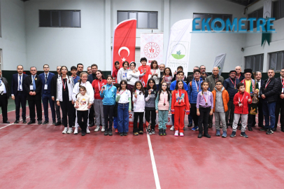   Dedeler ve torunlar satrançta yarıştı