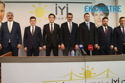 İYİ Parti İstanbul ilçe belediye başkan adayları tanıtıldı