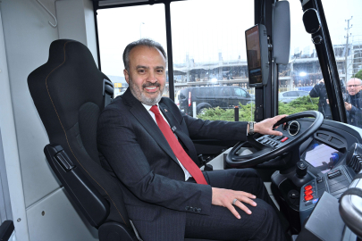 Alinur Aktaş: 50 bin araçlık otopark yatırımı yapacağız