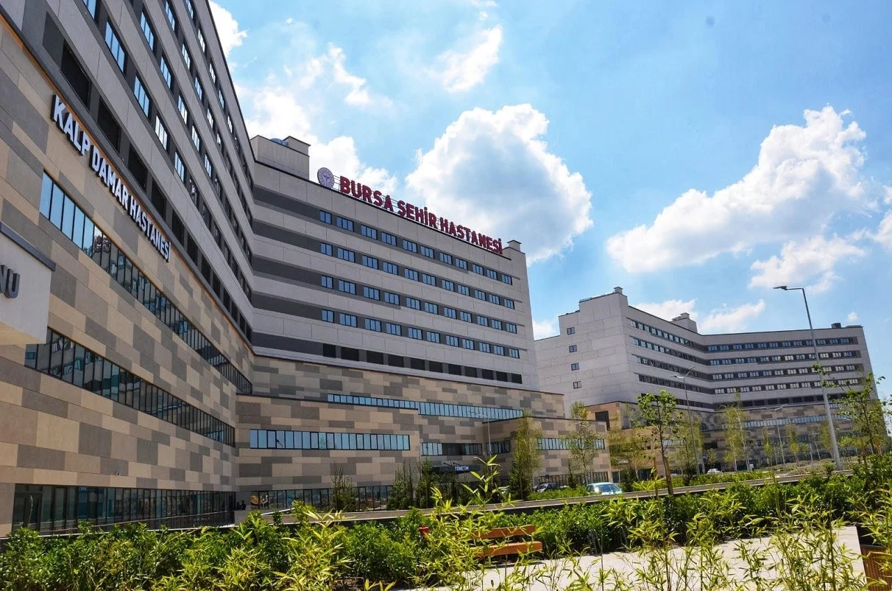5 Yıllık Görme Kaybı Bursa Şehir Hastanesinde Son Buldu