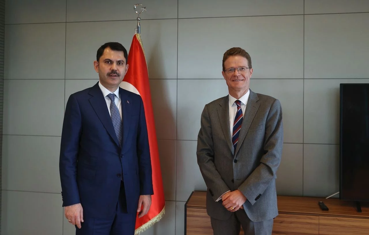 Bakan Kurum, AB Türkiye Delegasyonu Başkanı Meyer-Landrutu kabul etti