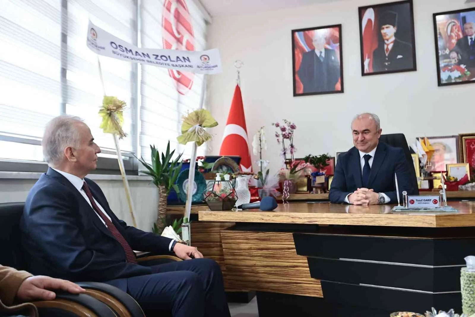Başkan Zolandan MHP İl Başkanı Garipe ziyaret