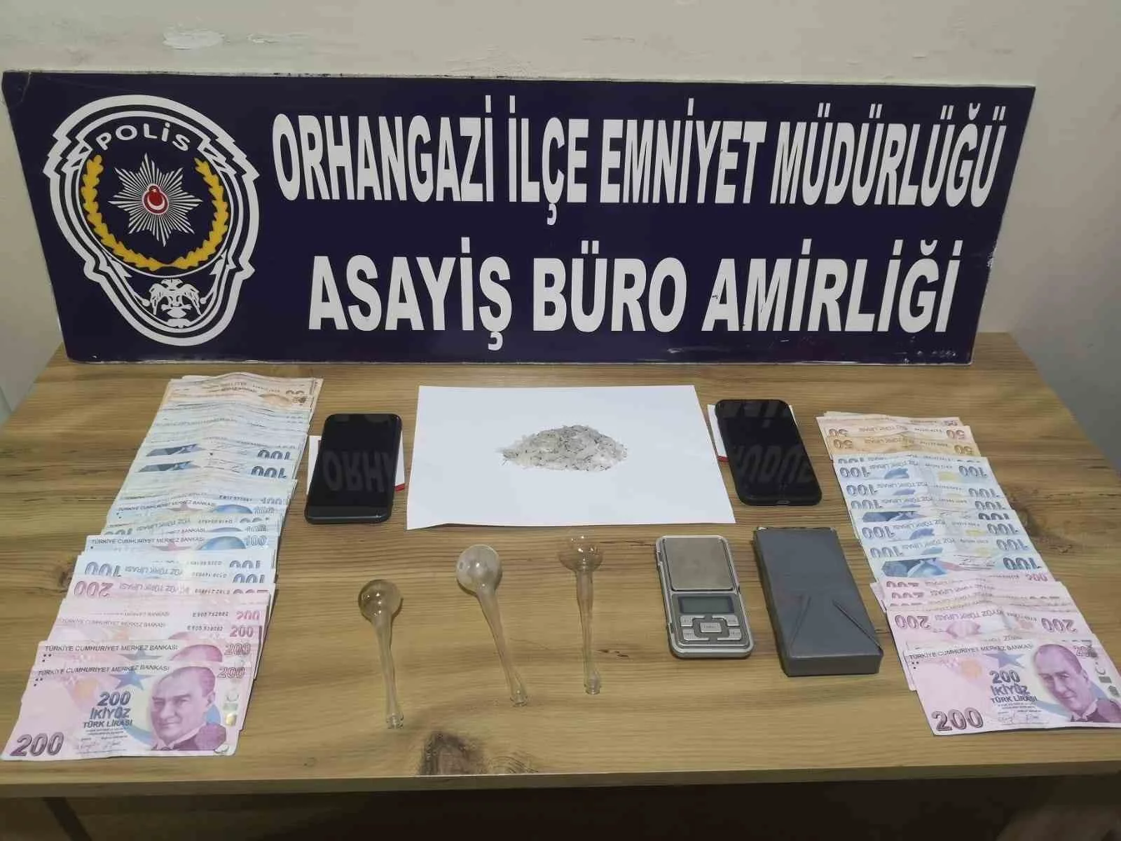 Bursada Uyuşturucu Operasyonu: 2 Gözaltı