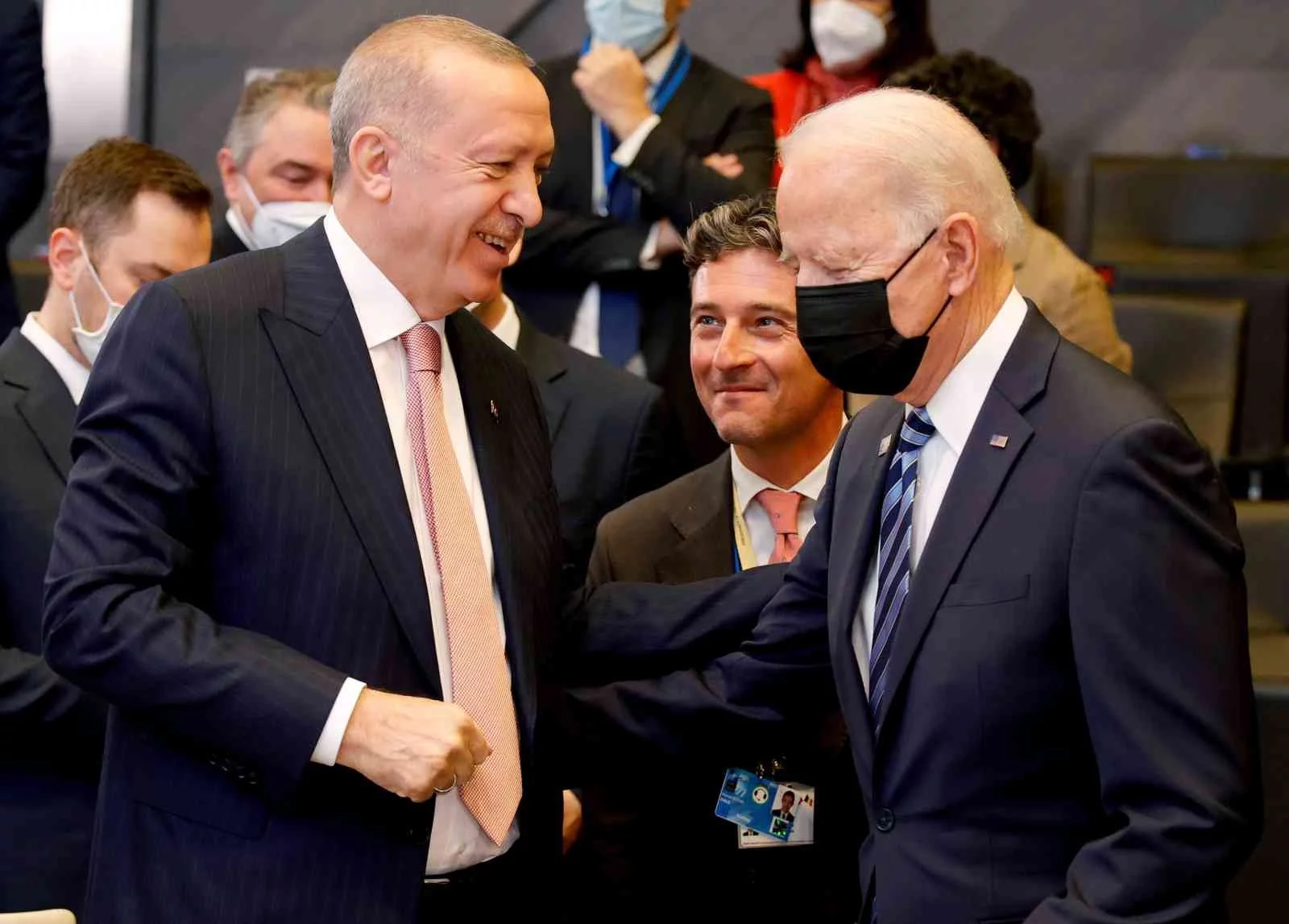 Cumhurbaşkanı Erdoğan, ABD Başkanı Biden ile Rusya-Ukrayna krizini görüştü