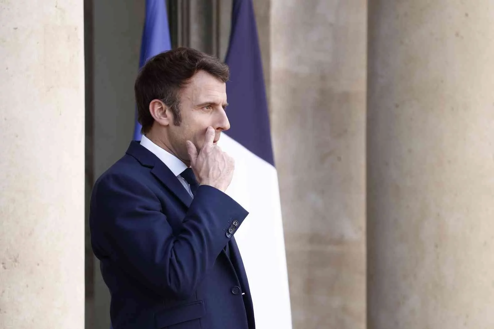 Macron, Fransa Cumhurbaşkanlığına yeniden aday oldu