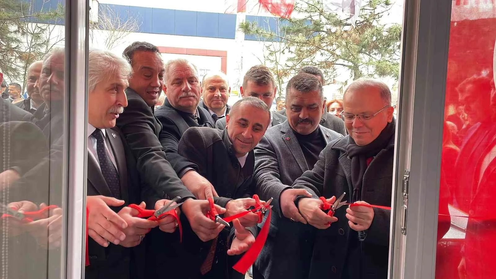 MHP Belde Başkanlığı mehter takımı coşkusuyla açıldı