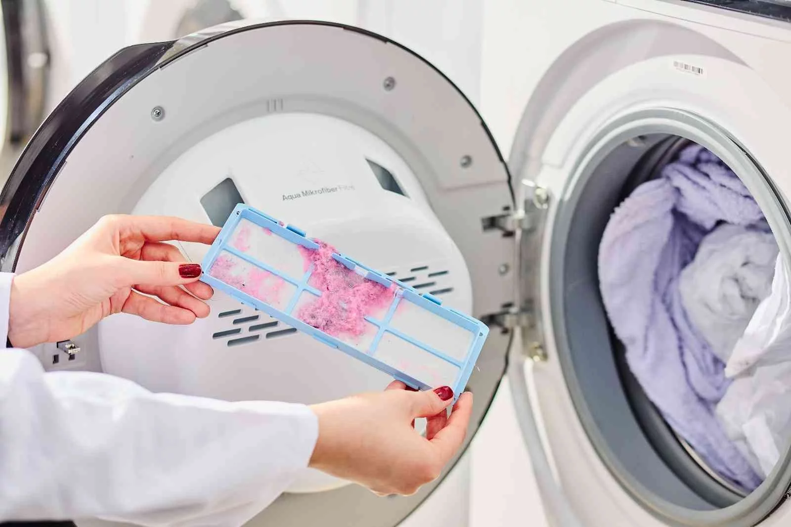 Mikrofiber filtreli çamaşır makinesi su kaynaklarını koruyor
