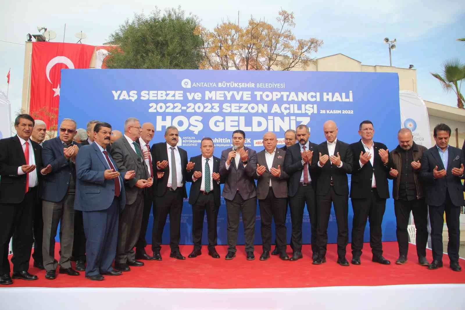 Örtü altı üretim üssü Antalyada, 2022-2023 hal sezonu açıldı
