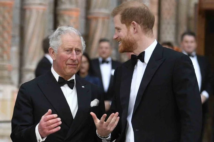 Prens Harry, İngiltere Kralı II. Charles’ın taç giyme törenine katılacak