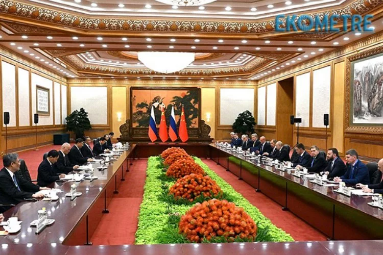 Putin, Çin Devlet Başkanı Xi ile görüştü