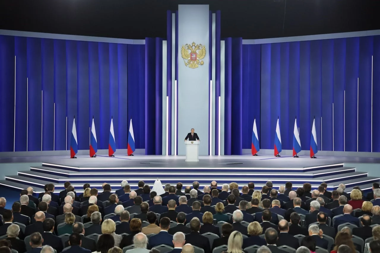 Putin: Yeni START anlaşmasına katılımımızı askıya alıyoruz