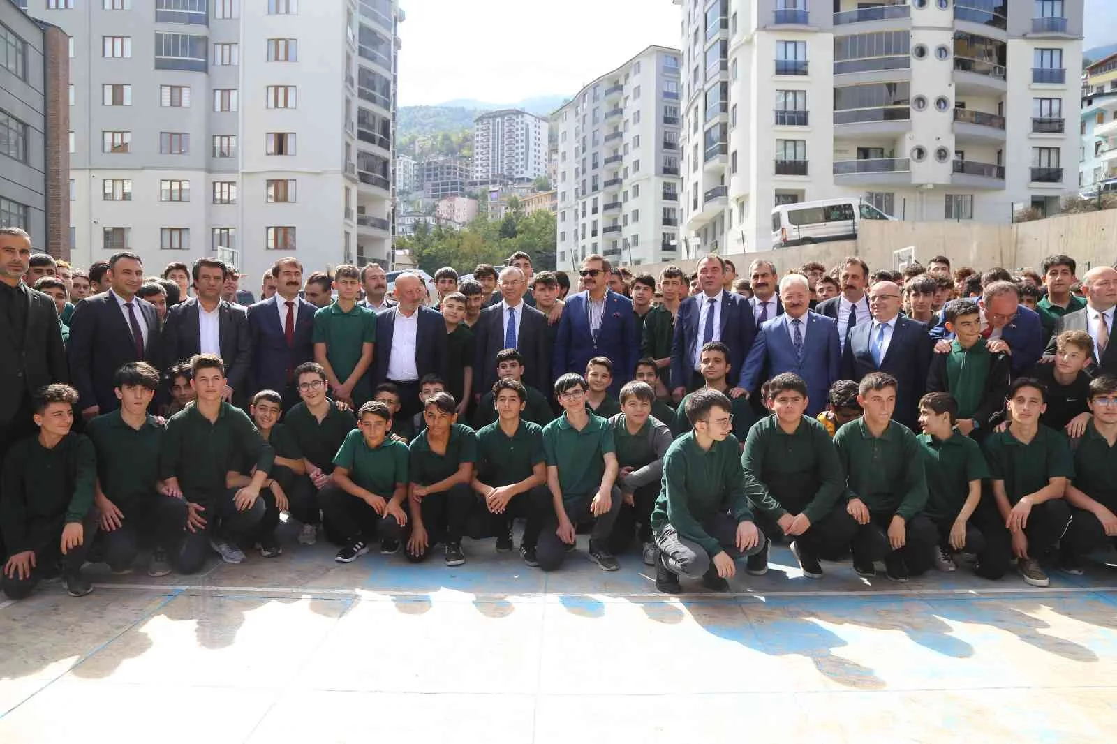TOBB Başkanı Rifat Hisarcıklıoğlu Artvinde okul açılışına katıldı
