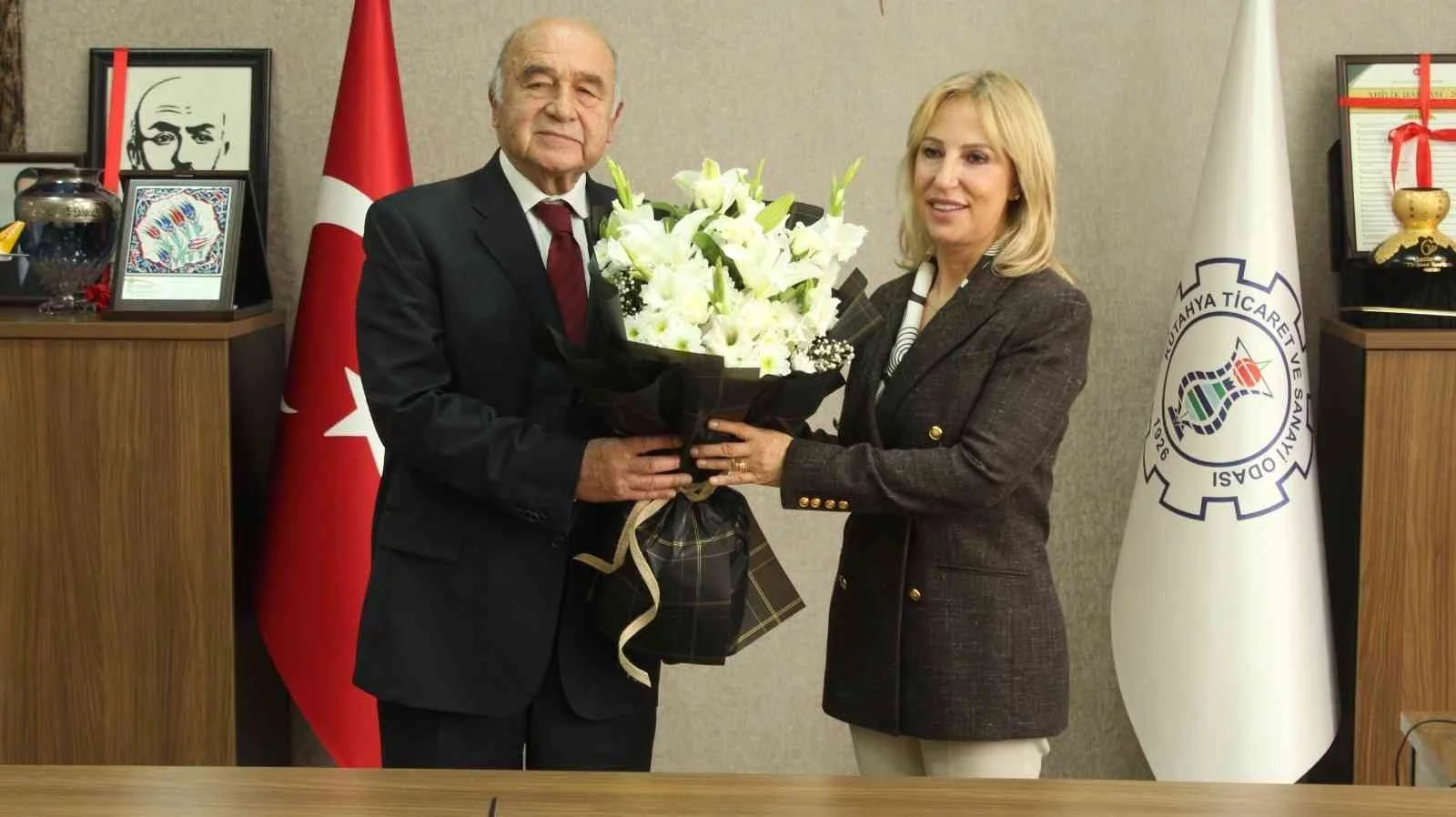 Türkiyenin ilk kadın Ticaret ve Sanayi Odası Başkanı görevini devraldı